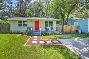 Central Tampa Home about 2 Mi to Busch Gardens!